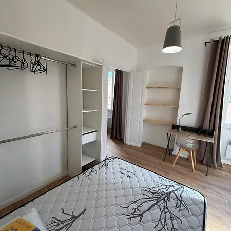Magnifique Grand T3 Refait à Neuf En 2025 Plein Centre 13 Cours Paoli Wifi écran Plat Lave Linge 6 Couchages Corte (Corsica)