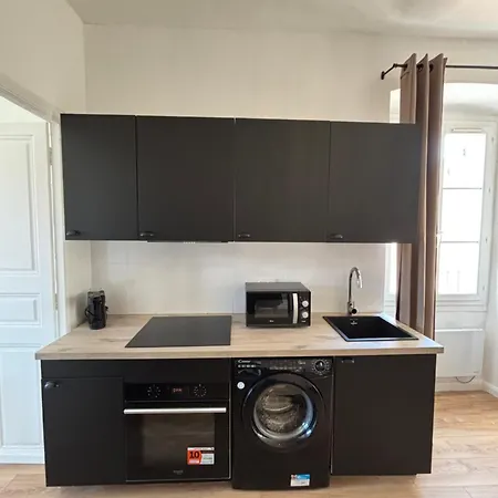 Magnifique Grand T3 Refait A Neuf En 2025 Plein Centre 13 Cours Paoli Wifi Ecran Plat Lave Linge 6 Couchages Corte (Corsica)