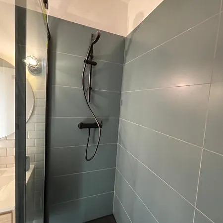T3 50m2 Plein Centre 13 Cours Paoli Wifi écran Plat Lave Linge 6 Couchages Appartement Corte (Corsica)