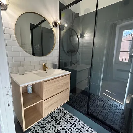 T3 50m2 Plein Centre 13 Cours Paoli Wifi écran Plat Lave Linge 6 Couchages