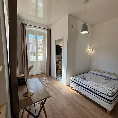T3 50m2 Plein Centre 13 Cours Paoli Wifi écran Plat Lave Linge 6 Couchages * Corte (Corsica)