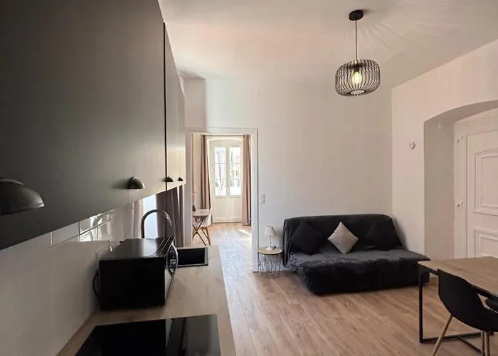 Apartmán Magnifique Grand T3 Refait A Neuf En 2025 Plein Centre 13 Cours Paoli Wifi Ecran Plat Lave Linge 6 Couchages *