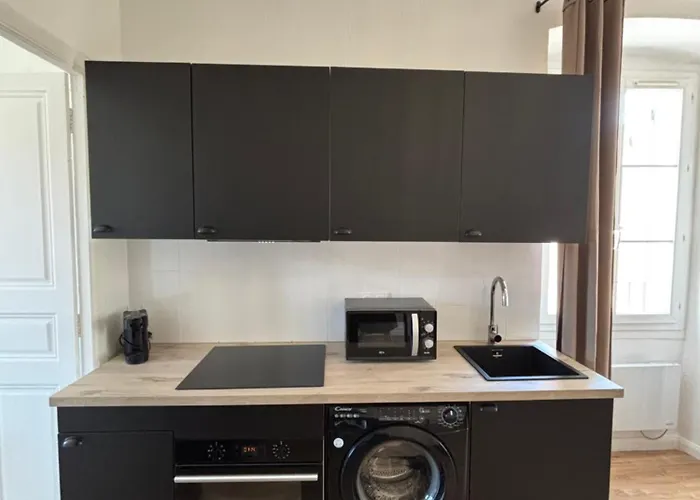 Magnifique Grand T3 Refait à Neuf En 2025 Plein Centre 13 Cours Paoli Wifi écran Plat Lave Linge 6 Couchages Corte (Corsica)